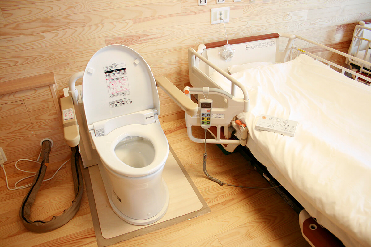 水洗ポータブルトイレ